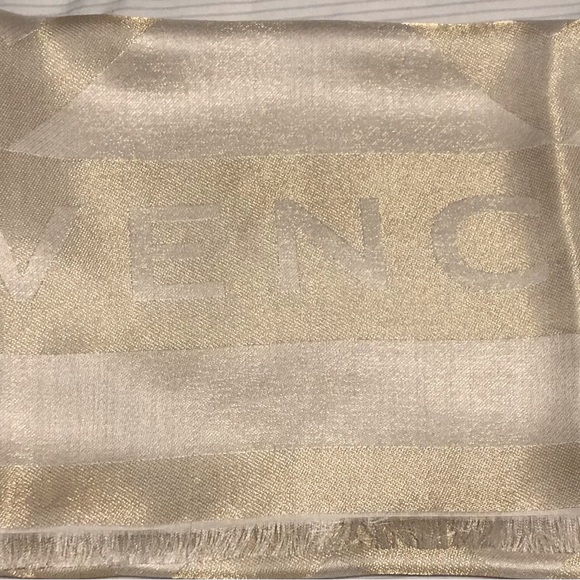 SOLD ❣️✨ Authentic BNWT Gold tone Givenchy scarf/ shawl ✨ - Picture 2 of 13